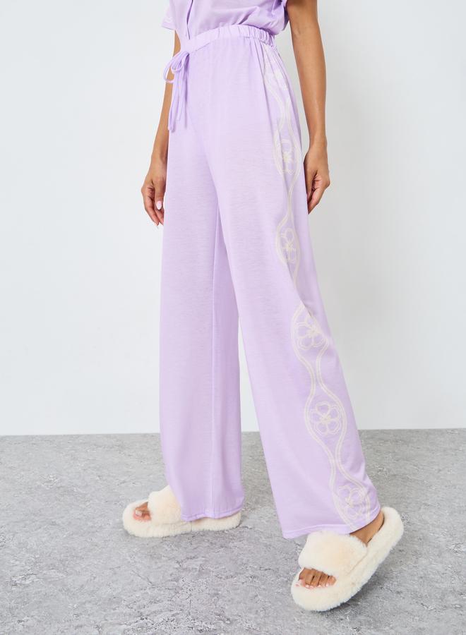 Styli Placement Floral Print Shirt and Pyjama Set - Image 4